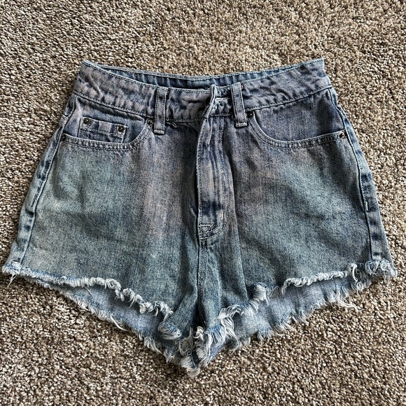 BDG high rise cheeky jean‎ shorts - Picture 1 of 6